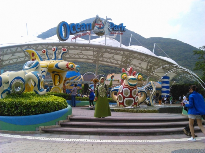 Wisata at Ocean Park, Hong Kong