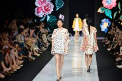 Jakarta Fashion Week 2014 Pekan Mode Terbesar Di Indonesia