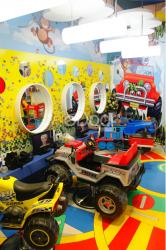 Kiddy Cuts Plaza Senayan Membuat Gunting Rambut Jadi Menyenangkan