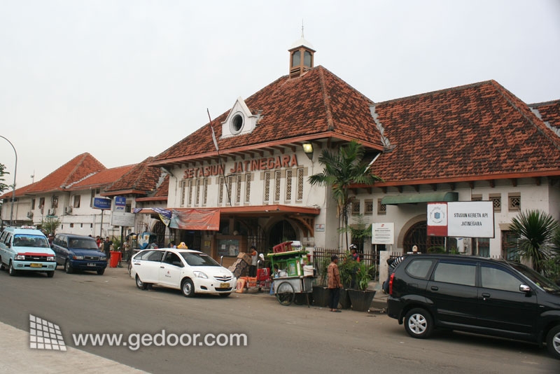 Setasiun Jatinegara