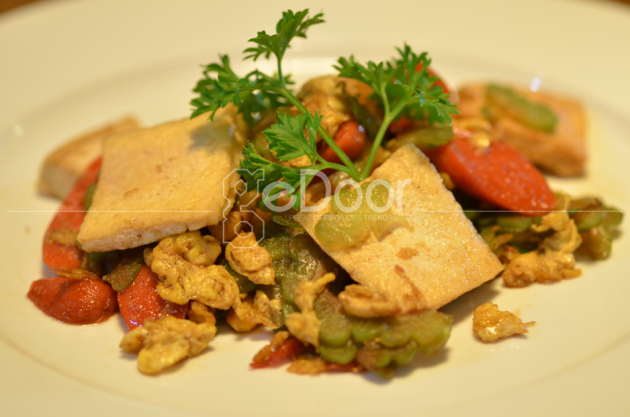 Warung Te’man Tempat Nongkrong Yang Pas Bersama Teman