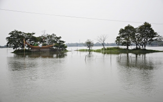 Wisata Air Situ Cipondoh