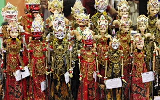 Beragam Produk Kerajinan Di Crafina2015
