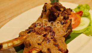 Mariki Raja Konro   Mengawali Bisnis Kuliner Saat Ngidam Konro