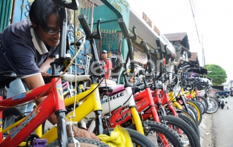Pasar Rumput, Sentra Sepeda Terbesar Dan Tertua Di Jakarta