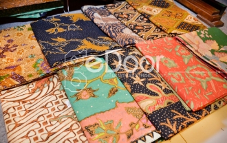 Pesona Batik Tulis Khas Kembang Setaman