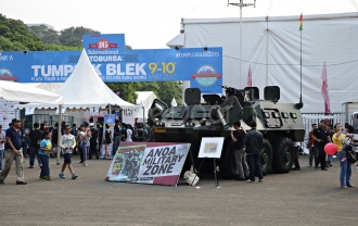 The 16th International Otobursa Tumplek Blek 2015 ‘Miniatur Kota Kreatif’ Pecinta Otomotif