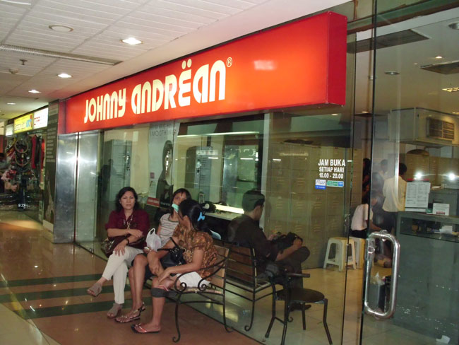 Johnny Andrean Salon Johnny Andrean Salon