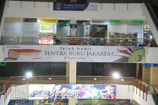 Sentra Buku Bekas Thamrin City
