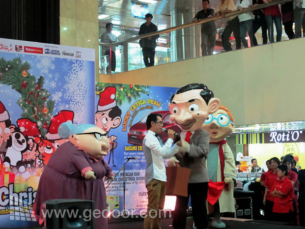 Sparkling Christmas at Gajah Mada Plaza
